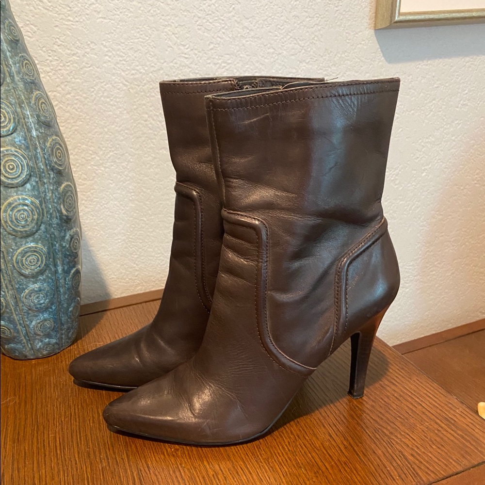 Nine West Chocolate Brown Booties with 3.5” Heel - Picture 2 of 12